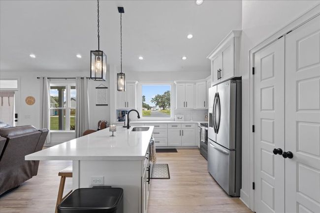 173 Sw 24 Th Ave, House other with 3 bedrooms, 2 bathrooms and 2 parking in Trenton FL | Image 9