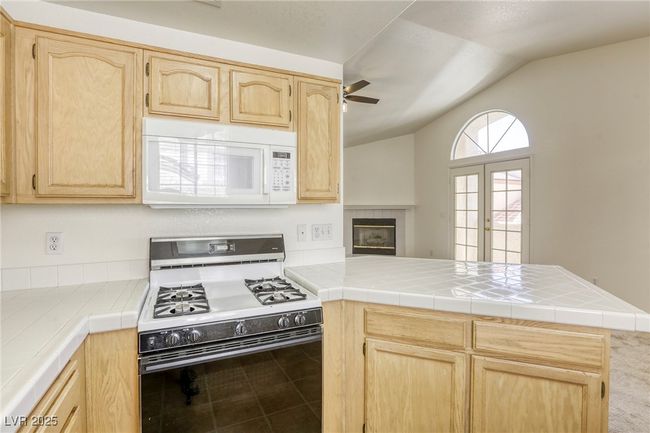 UNIT-232 - 8301 Boseck Dr, Condo with 2 bedrooms, 2 bathrooms and null parking in Las Vegas NV | Image 16