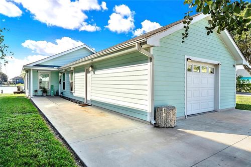 201 Ridge Harbor Dr, Rockport, TX, 78382-9653 | Card Image