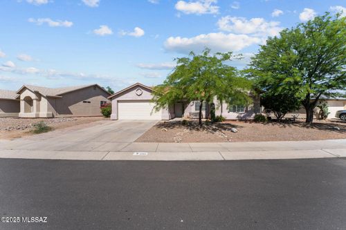 8902 N Soft Winds Drive, Tucson, AZ, 85742 | Card Image