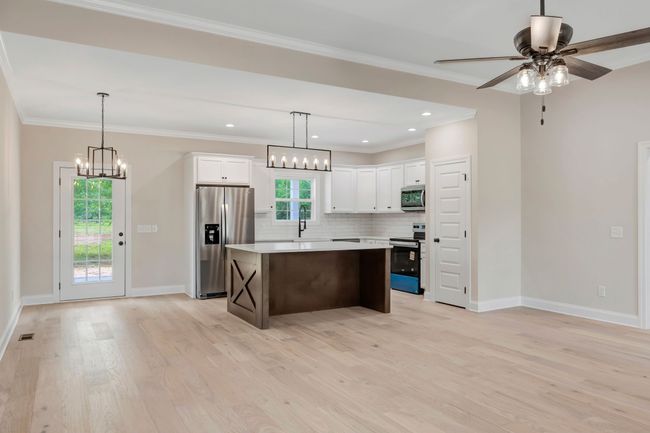 ***REFERENCE PHOTOS*** from another build with same selections. Floor plan is reversed on current build. | Image 7