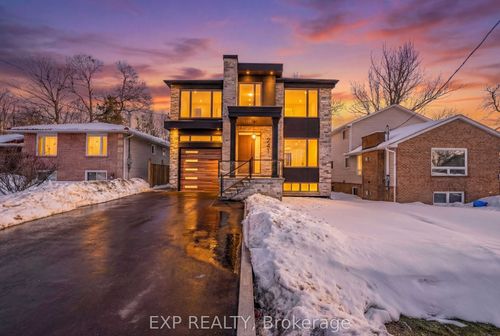 241 Parkway Ave, Keswick, ON, L4P2W1 | Card Image