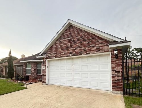 5070 Mcanelly Dr, Beaumont, TX, 77708-1941 | Card Image