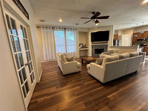 1875 Redwood Ln, Dayton, TX, 77535-1677 | Card Image