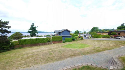 921 S 226th Pl, Des Moines, WA, 98198-6936 | Card Image