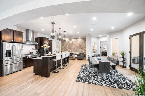 8614 Wild Wind Park, Garden Ridge, TX, 78266-2245 | Card Image