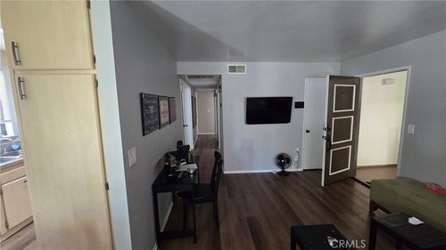 unit-715-27907 Tyler Ln, Canyon Country, CA, 91387-5451 | Card Image