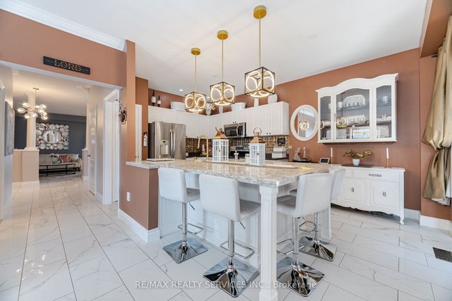 37 Baybrook Rd, House other with 6 bedrooms, 4 bathrooms and 4 parking in Brampton ON | Image 13