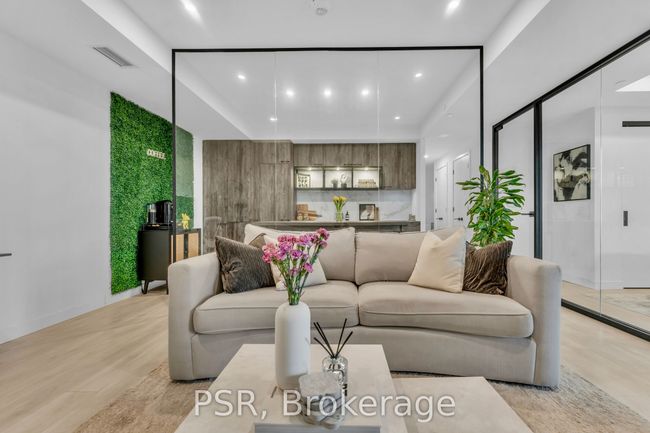 1025 - 505 Richmond St W, Condo with 1 bedrooms, 1 bathrooms and null parking in Toronto ON | Image 4