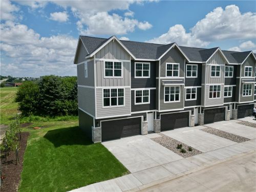 4445 154th St, Urbandale, IA, 50323-1903 | Card Image