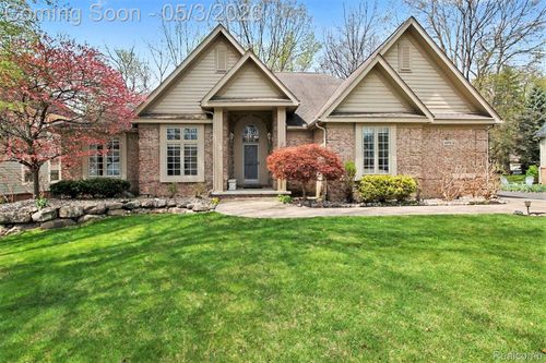 1071 Gasser Ct, Howell, MI, 48843-1364 | Card Image