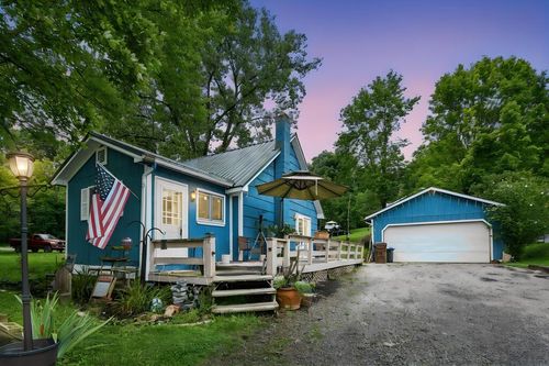 64 Appleseed Ct, Howard, OH, 43028-9403 | Card Image