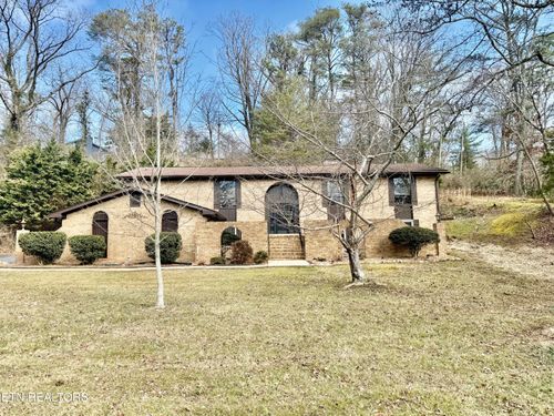 135 Palisades Dr, Signal Mountain, TN, 37377-3044 | Card Image