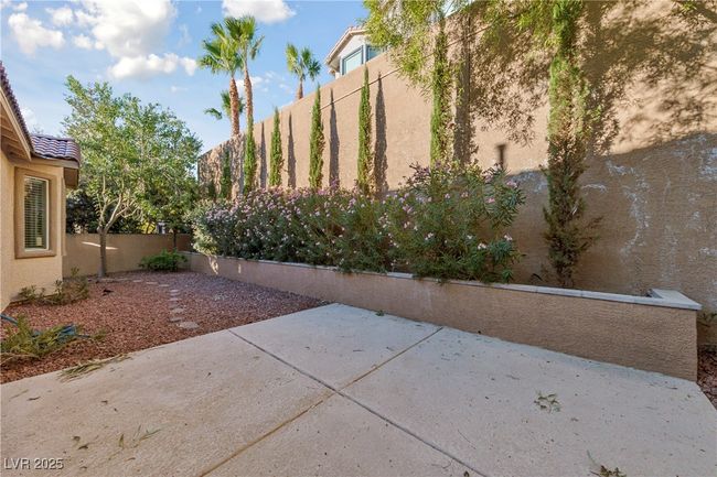 View of patio | Image 9