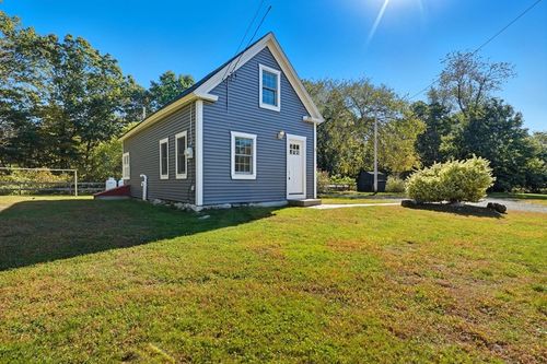 5 Carlton Ct, Oxford, MA, 01540-1717 | Card Image