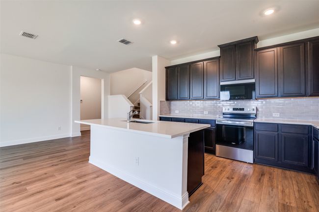 719 Saint Lawrence Dr, House other with 4 bedrooms, 3 bathrooms and null parking in Seagoville TX | Image 9