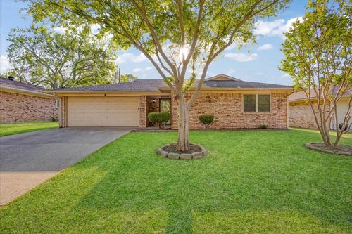 1904 Paula Dr, Denison, TX, 75020-5712 | Card Image