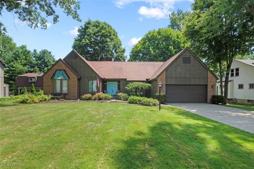 33 W 7th St, Newton Falls, OH, 44444-1549 | Card Image