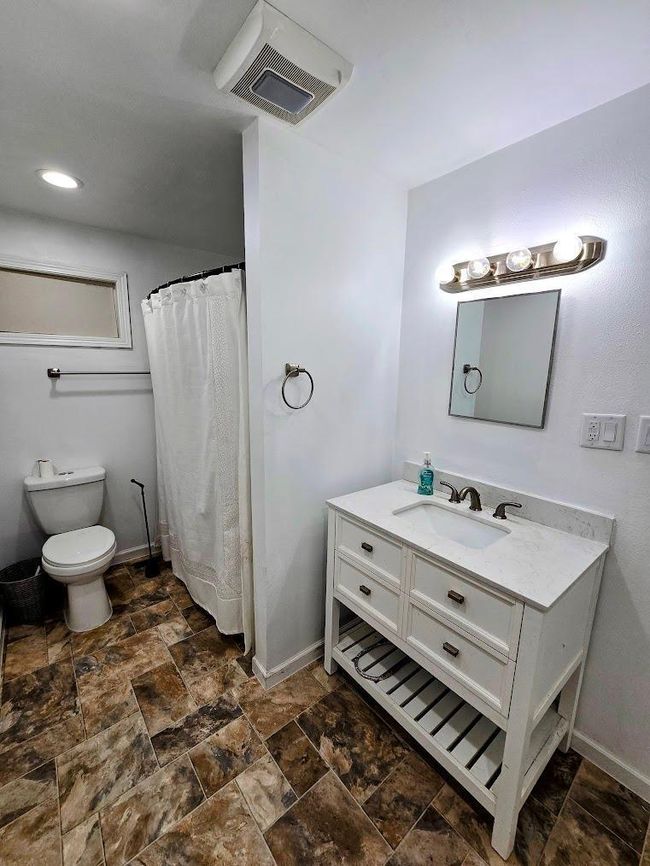 3/4 bath | Image 14