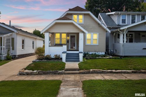 512 W Willcox Ave, Peoria, IL, 61604-2822 | Card Image