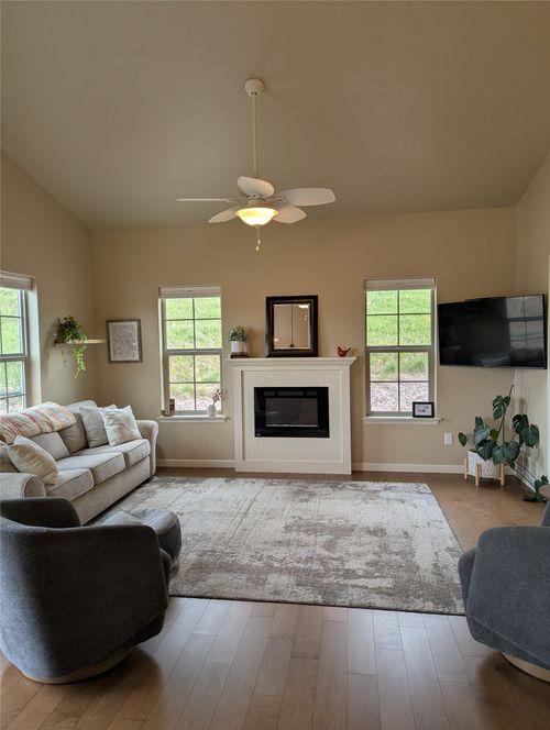 251 E Nicklaus Avenue, Kalispell, MT, 59901 | Card Image