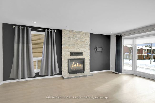 13 Coolspring Cres, House other with 3 bedrooms, 3 bathrooms and 5 parking in Nepean ON | Image 5