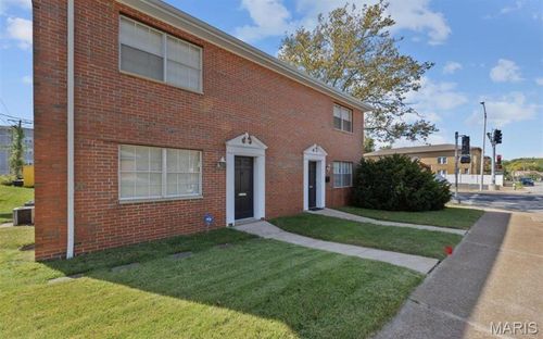 1218 Iron St, Saint Louis, MO, 63111-2631 | Card Image
