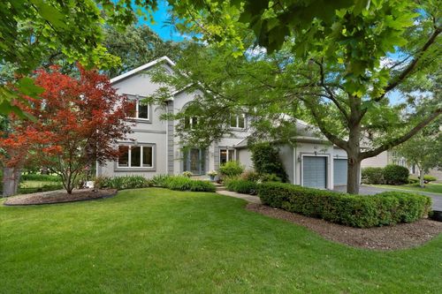 7488 Bittersweet Dr, Gurnee, IL, 60031-5108 | Card Image
