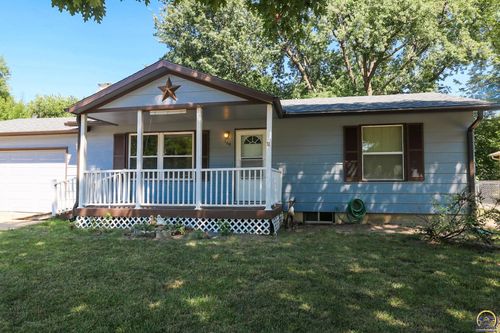 108 S Sylvan St, Emporia, KS, 66801-4912 | Card Image