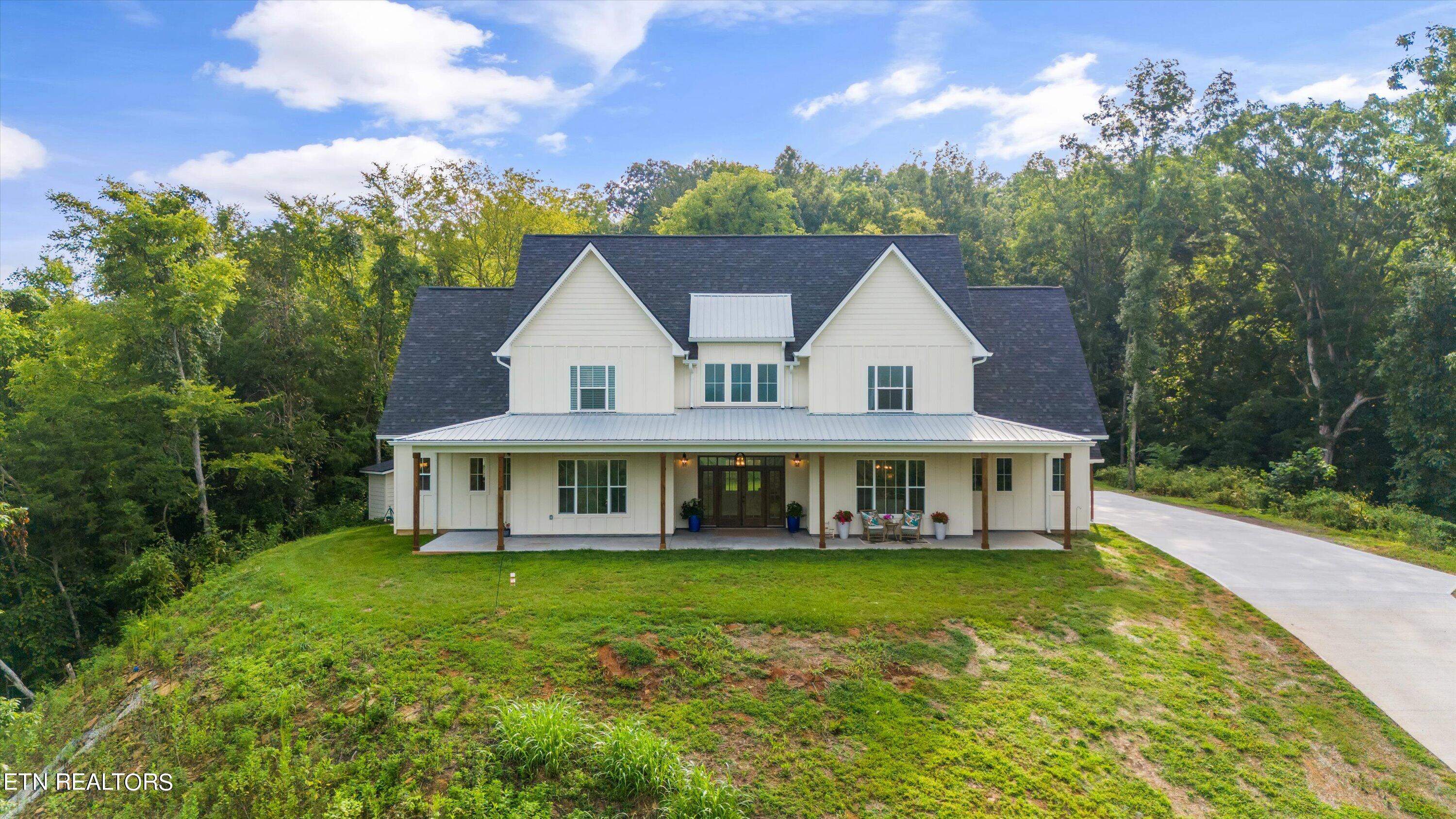 Paradise Way, Sevierville, TN 37876