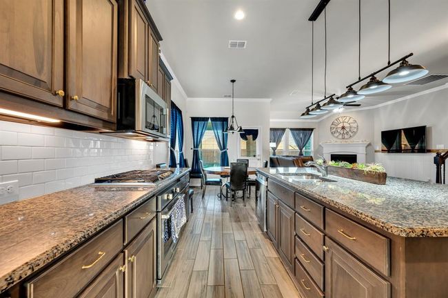 717 Willowbranch Ln, House other with 4 bedrooms, 4 bathrooms and 2 parking in Midlothian TX | Image 13
