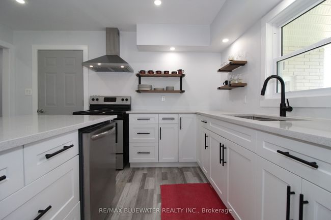 45 John St N, House other with 3 bedrooms, 2 bathrooms and 4 parking in Zurich ON | Image 15