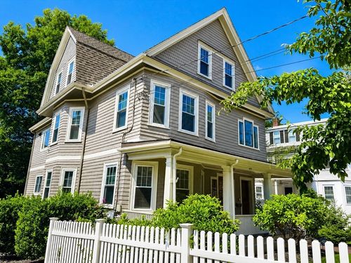 47-47 Clark St, Newton, MA, 02459-2425 | Card Image