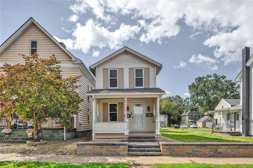 630 10th Ave, New Brighton, PA, 15066-1525 | Card Image