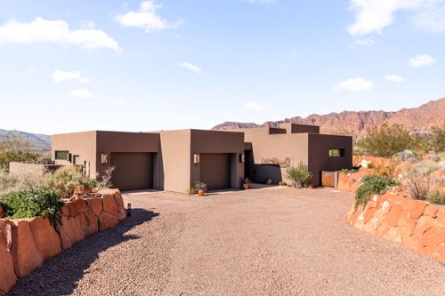 723 N Yucca Ct, Ivins, UT, 84738-6599 | Card Image
