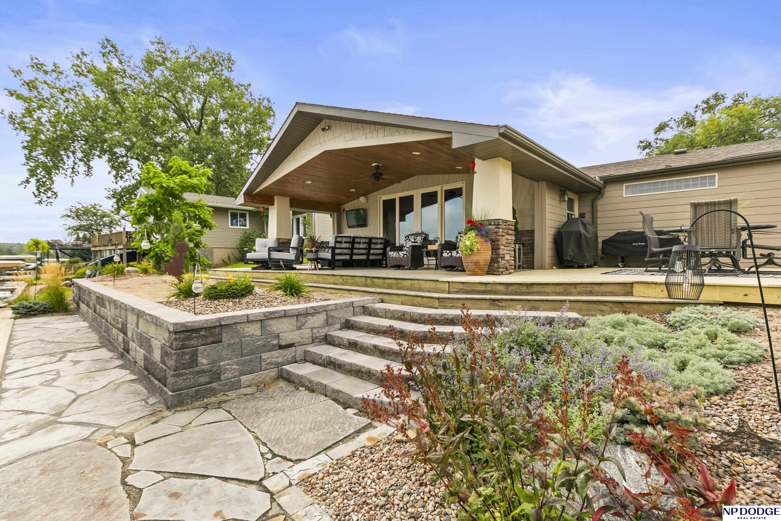 Twin Lakes Dr, Fremont, NE 68025