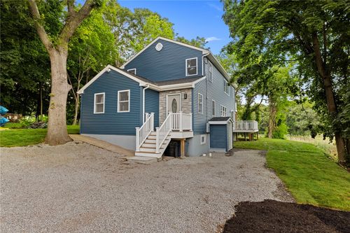 18 Pevear Ave, Warwick, RI, 02886-9023 | Card Image