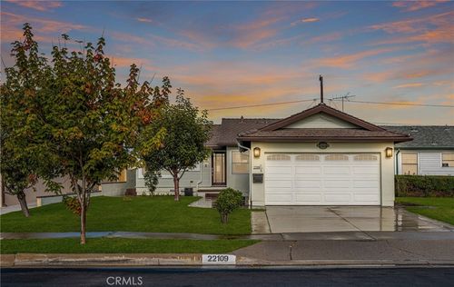 22109 Bonita St, Carson, CA, 90745-3410 | Card Image