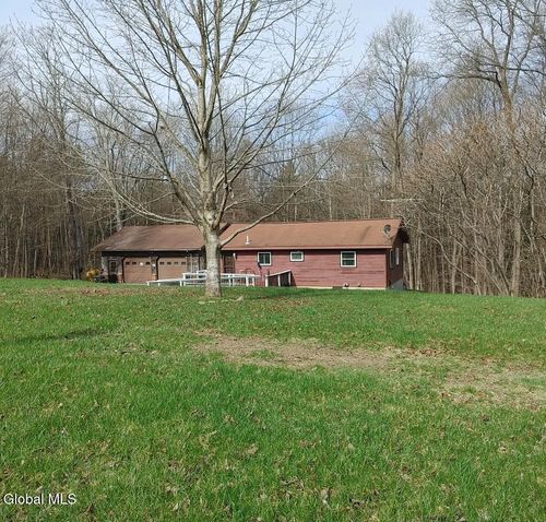 413 Liddle Harris Rd, Putnam Station, NY, 12861-3105 | Card Image