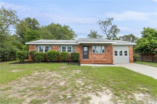 3218 Pelligrini Ave, Hope Mills, NC, 28348-9618 | Card Image