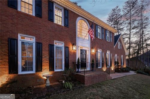 1728 Barrington Cir, Marietta, GA, 30062-5590 | Card Image