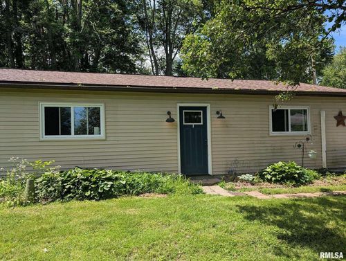 8271 Pigg Ln, Thompsonville, IL, 62890-2548 | Card Image