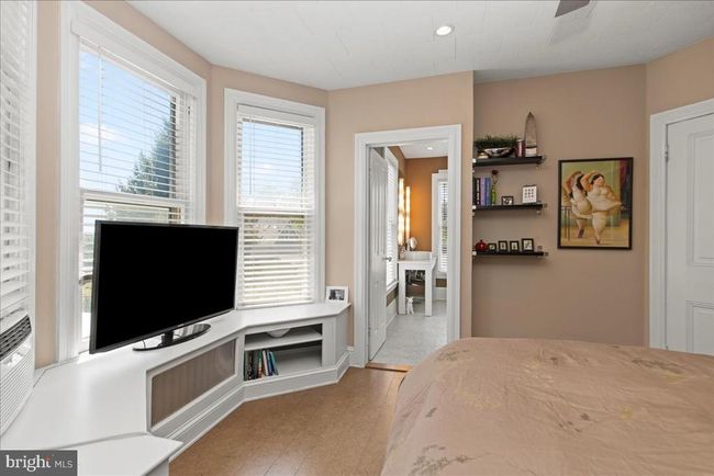 84 S Clinton St, Home with 3 bedrooms, 3 bathrooms and null parking in DOYLESTOWN PA | Image 18