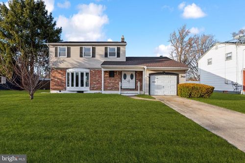 116 Colonial Rd, BEVERLY, NJ, 08010-1918 | Card Image