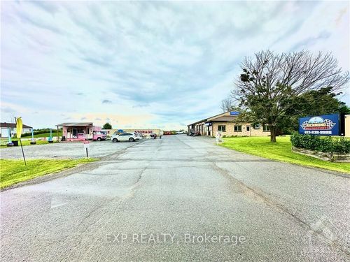 3835 Mcbean St, Richmond, ON, K0A2Z0 | Card Image