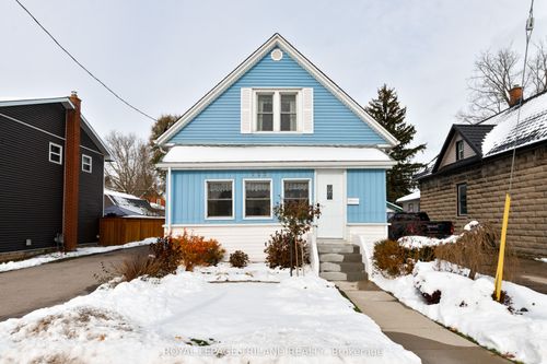 112 Elm St, Saint Thomas, ON, N5R1H8 | Card Image