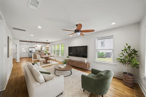 1060 Regent St Sw, Atlanta, GA, 30310-5040 | Card Image