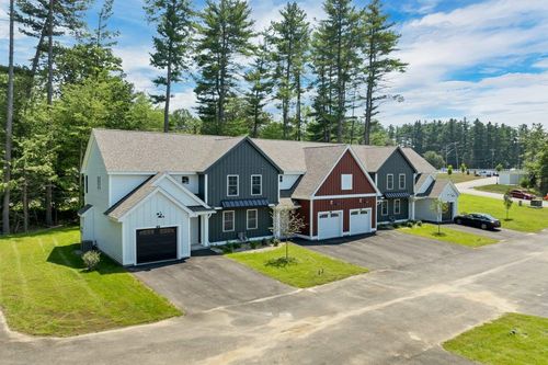 end-7-A Mustang Dr, Litchfield, NH, 03052-2373 | Card Image