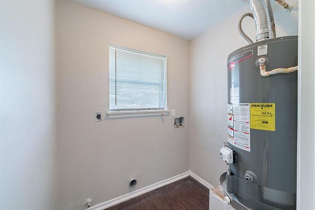 1502 Stevenage Ln, House other with 4 bedrooms, 3 bathrooms and 1 parking in Channelview TX | Image 27