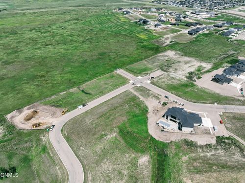 2614 Frisco Way, Bismarck, ND, 58503-5034 | Card Image